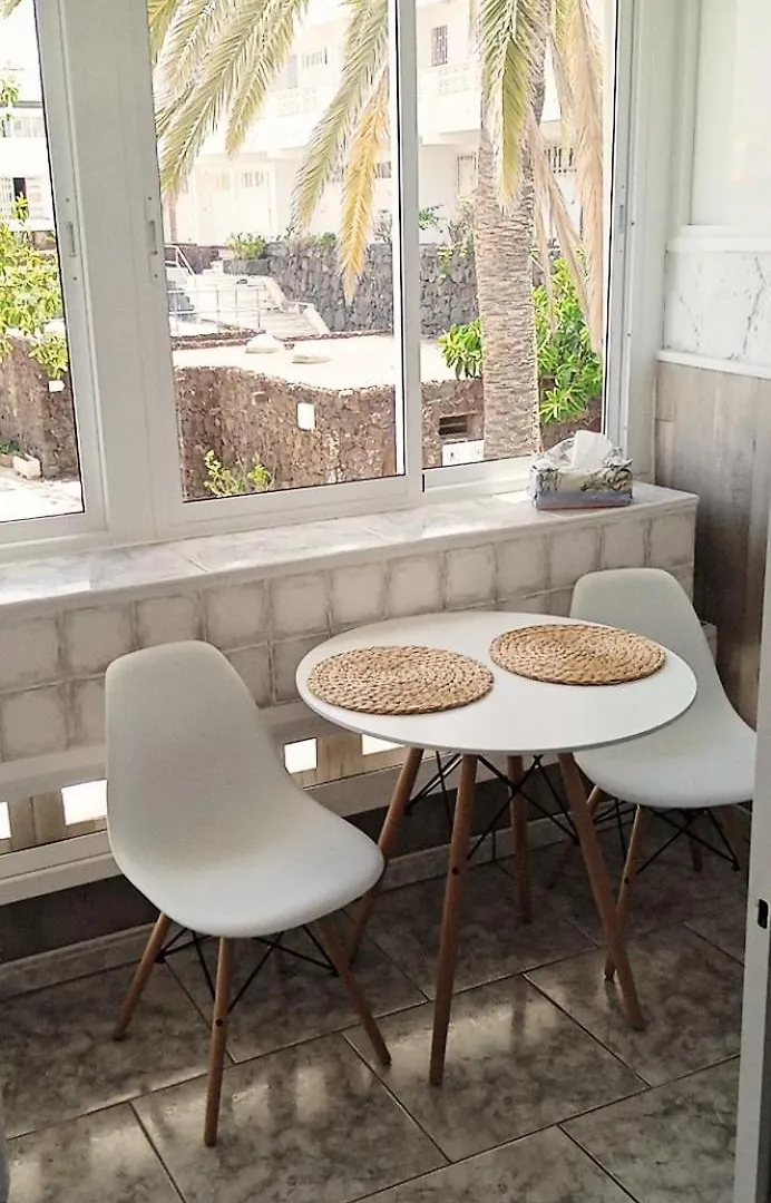 아파트 Hand Made Suite 아로나