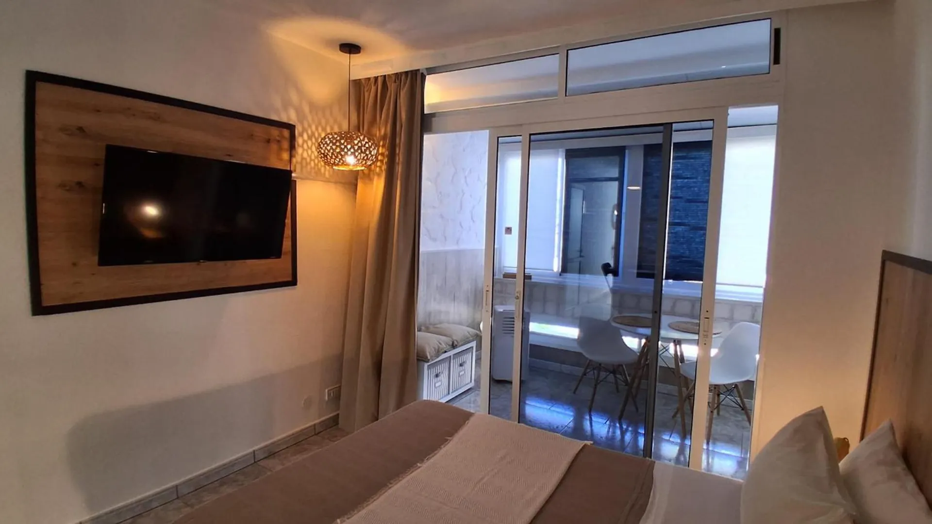 Hand Made Suite 아로나 0*,  스페인